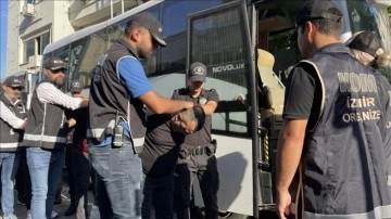 İzmir merkezli nitelikli dolandırıcılık ve suç örgütü operasyonunda 27 şüpheli tutuklandı