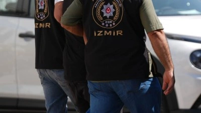 İzmir merkezli su&ccedil; &ouml;rg&uuml;t&uuml; operasyonunda 36 ş&uuml;pheli hakkında g&ouml;zaltı kararı