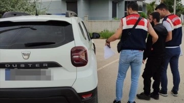 İzmir'de DEAŞ operasyonunda 11 şüpheli yakalandı