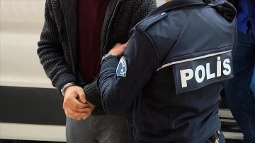 İzmir'de hastanede doktoru bıçakla tehdit ettiği öne sürülen kişi yakalandı
