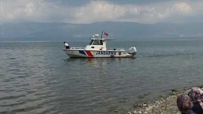 İznik G&ouml;l&uuml;'ne girdikten sonra kaybolan 2 kişinin cesedi bulundu