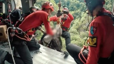 JAK ve SAK timleri 43 olayda mahsur kalan 40 kişiyi kurtardı