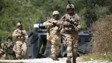 Jandarma komandolar Amanoslar'da terör örgütüyle mücadeleyi sürdürüyor