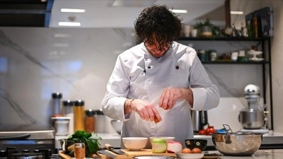 "Japon Mutfağı İyi Niyet El&ccedil;isi" ilk T&uuml;rk şef, deneyimini gen&ccedil;lere aktarıyor