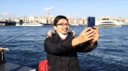 Japon YouTuber Enomoto, eğlenceli kişiliği ve yardımseverliğiyle gönülleri fethediyor
