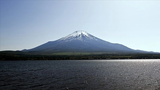 Japonya'da 102 yaşındaki dağcı, Fuji Dağı'nın zirvesine tırmanan en yaşlı kişi oldu