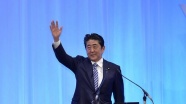 Japonya'da genel seçimin galibi Başbakan Abe