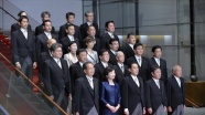 Japonya'nın yeni Başbakanı Kişida kabinede parti içi dengeleri gözetti