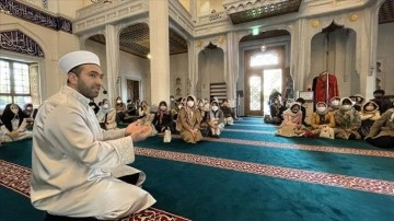Japonya'da Müslümanlar, Ramazan coşkusunu Tokyo Camisi'nde yaşıyor