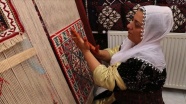 Jirki kilimi geleneği Şırnaklı kadınların elinde yaşatılıyor