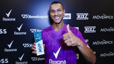 Josef de Souza'dan eski teknik direkt&ouml;r&uuml; Sergen Yal&ccedil;ın'a &ouml;vg&uuml;