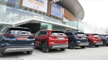 Kabine üyeleri, Ankara Spor Salonu'na Togg ile geldi