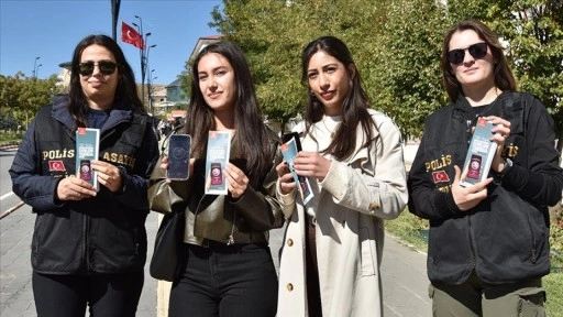 KADES'i kullanırken "telefondaki konum özelliğini açık tutun" uyarısı