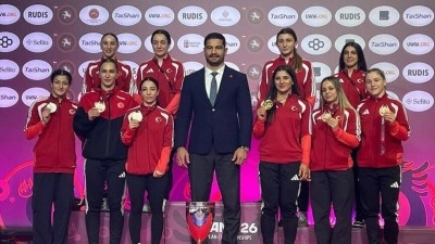 Kadın milli g&uuml;reş&ccedil;iler, Avrupa Şampiyonası'nda performanslarıyla g&ouml;z doldurdu