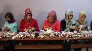 Kadınlardan Suriyeli çocuklara oyuncak