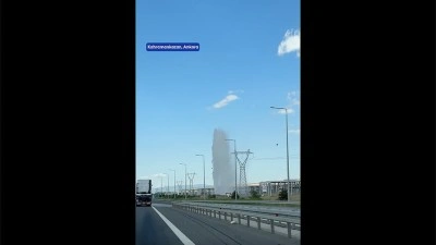Kahramankazan'da i&ccedil;me suyu isale hattı patladı