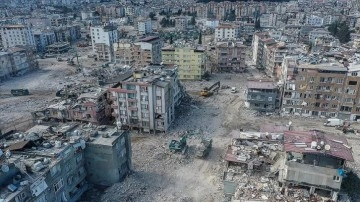 Kahramanmaraş merkezli depremler nedeniyle 48 bin 448 kişi hayatını kaybetti