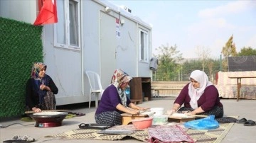 Kahramanmaraş'ta afetzedeler imece usulü kışlık yiyecek hazırlıyor