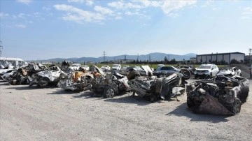 Kahramanmaraş'ta depremde zarar gören araçlardan 761'i otoparka çekildi