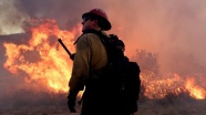 Kaliforniya'da yangın nedeniyle acil durum ilan edildi