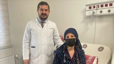 Kalın bağırsak kanseri teşhisi konulan hasta robotik cerrahiyle sağlığına kavuştu