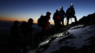 Kanada'da 5 dağcı hayatını kaybetti