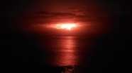 Kanarya Adaları&#039;nda Cumbre Vieja yanardağından çıkan lavlar denize yaklaştı