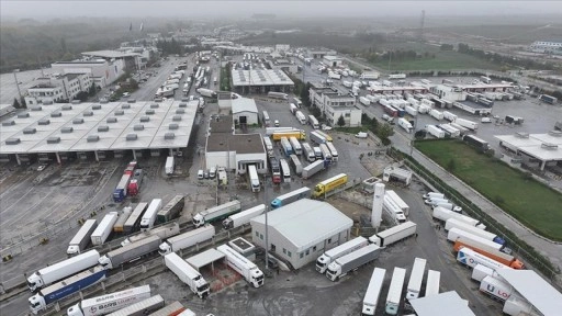 Kapıkule'de son dönemde alınan tedbirlerle saatte geçen tır sayısı rekor sayıya ulaştı