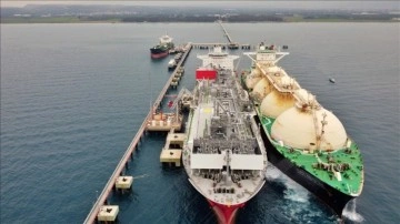 Kara ve denizdeki LNG terminalleri tam kapasite çalışıyor