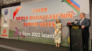 Karabağ Savaşı'nda görev yapan Türk gazetecilere madalya