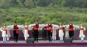 Karabağ'ın sembol şehri Şuşa'da 'Harıbülbül' müzik festivali başladı