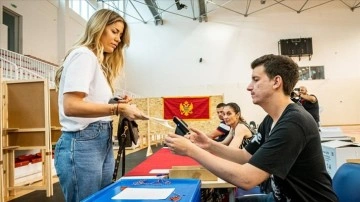 Karadağ'da erken genel seçimlerde oy kullanma işlemi başladı