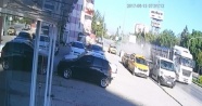 Karaman'da çekici otomobile çarptı: 1 yaralı