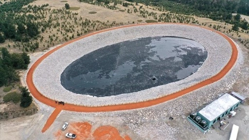 Kars'ın kış turizmi kayak merkezine kurulan suni karlama sistemiyle güçleniyor