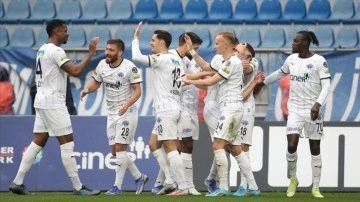 Kasımpaşa, sahasında Adana Demirspor'u 4-0 mağlup etti