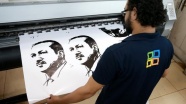 Katar&#039;da Erdoğan posterlerine yoğun ilgi