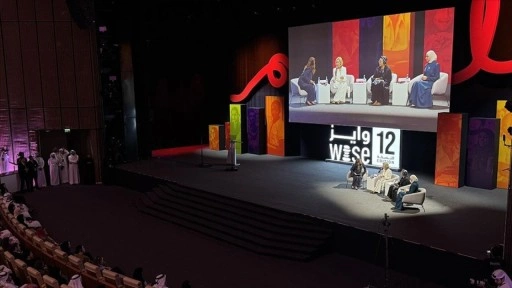 Katar'daki Dünya Eğitim İnovasyon Zirvesi 12'de gençlerin eğitime erişimi ve istihdamı ele