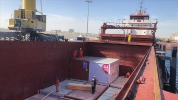 Katar, Türkiye'deki depremzedeler için 1400 konteyner ev daha gönderiyor
