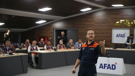 Kayseri'de muhtarlar afetlere karşı "destek AFAD gönüllüsü" oluyor