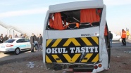 Kayseri'de öğrenci servisi ile tır çarpıştı: 1 ölü, 10 yaralı