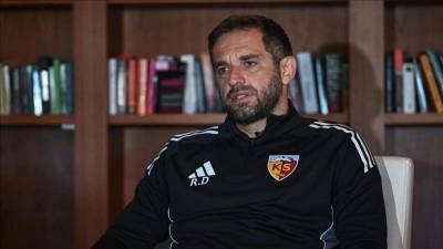 Kayserispor Kul&uuml;b&uuml;, teknik direkt&ouml;r Radomir Djalovic ile yollarını ayırdı