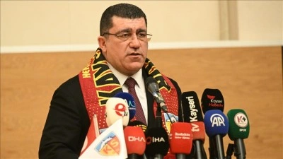 Kayserispor Kul&uuml;b&uuml;nde Nurettin A&ccedil;ıkalın yeniden başkanlığa se&ccedil;ildi