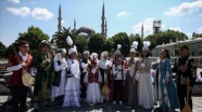 Kazak dombıra sanatçıları İstanbul'da klip çekti
