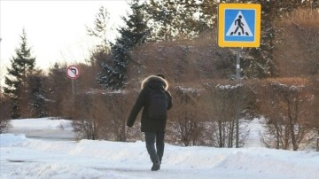 Kazakistan’da okullar dondurucu soğuklar nedeniyle uzaktan eğitime geçti