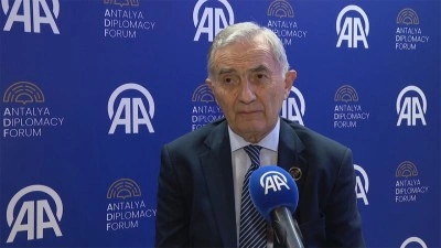 KEİ Genel Sekreteri Comanescu'dan Rusya-Ukrayna Savaşı'nın sona erdirilmesi &ccedil;ağrısı