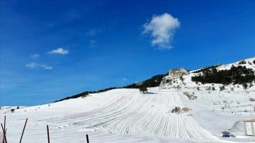 Keltepe Kayak Merkezi karla kaplandı
