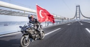 Kenan Sofuoğlu Osmangazi Köprüsünden 400 kilometre hızla geçti