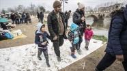 Kendilerinden önce ayak izleri Avrupa yolunda
