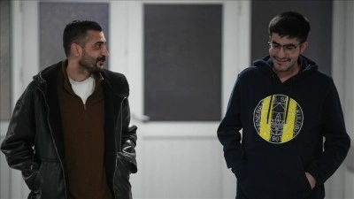Kendisinden 4 g&uuml;n &ouml;nce kalp nakli olan hastane arkadaşına ilk s&ouml;z&uuml; "Abi kurtulduk" oldu