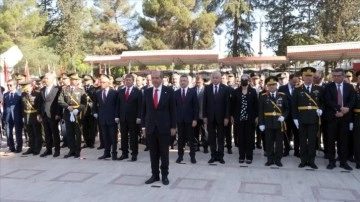 Kıbrıs Barış Harekatı'nın 48. yılı törenlerle kutlanıyor